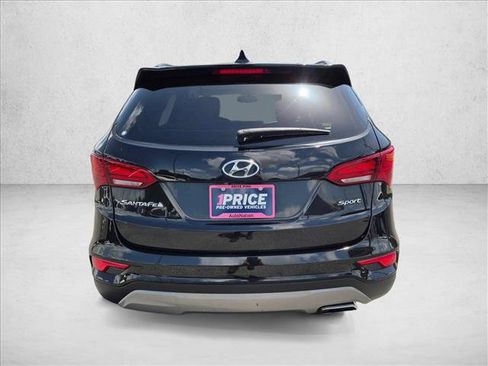 Used 2017 Hyundai Santa Fe Sport FWD image 7