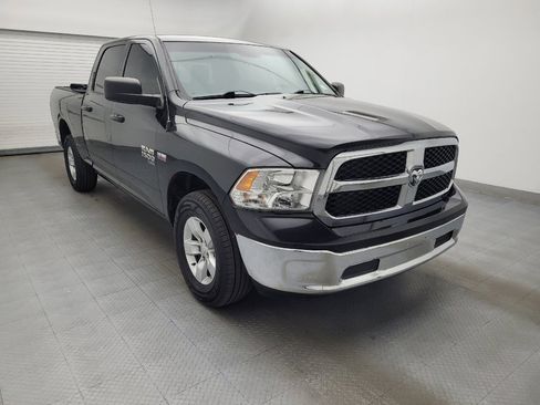 Used 2019 RAM 1500 Classic SLT image 13