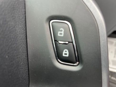 Used 2023 Ford F250 XLT w/ 360-Degree Camera Package AWD/4WD image 12