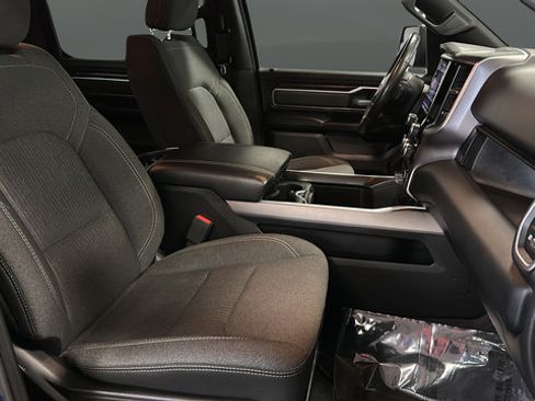 Used 2019 RAM 1500 Big Horn AWD/4WD image 22