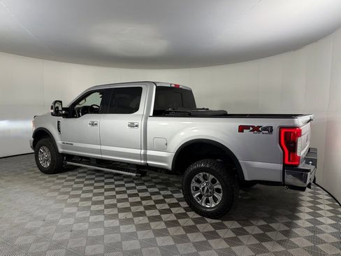 Used 2017 Ford F250 Lariat w/ Lariat Ultimate Package image 7