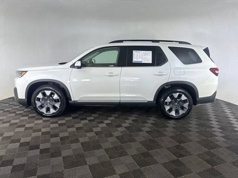 Certified 2026 Honda Pilot Elite image 9