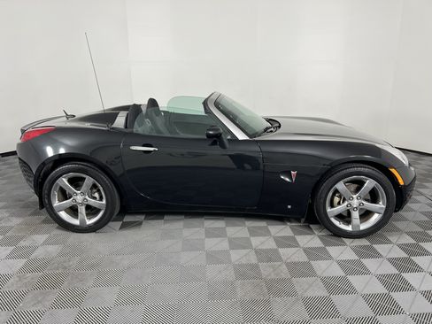 Used 2008 Pontiac Solstice Convertible w/ Preferred Package RWD image 21