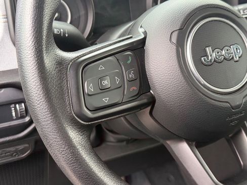 Used 2024 Jeep Wrangler Sport AWD/4WD image 21