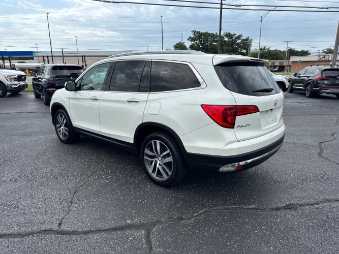 Used 2018 Honda Pilot Elite image 3