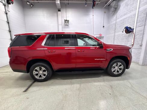 Used 2022 GMC Yukon SLE w/ Max Trailering Package AWD/4WD image 3