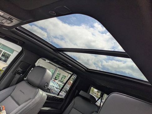 Used 2023 GMC Yukon XL Denali w/ Max Trailering Package RWD image 26