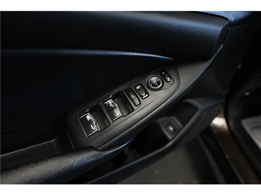 Used 2018 Honda Accord LX image 17