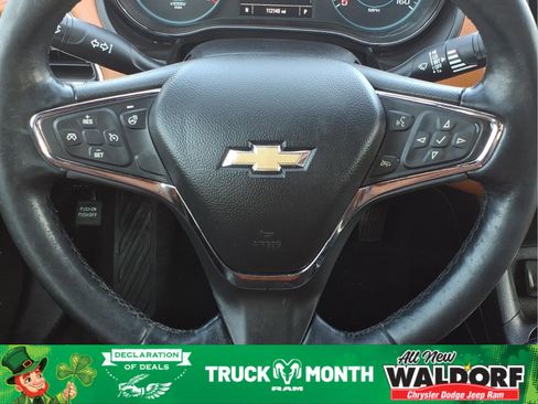 Used 2018 Chevrolet Cruze Premier image 21