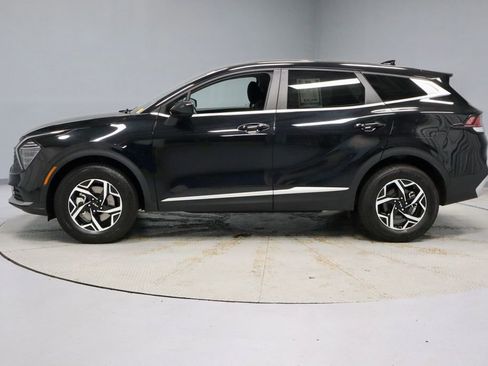 Used 2025 Kia Sportage LX AWD/4WD image 8