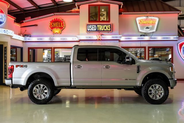 Used 2022 Ford F250 Limited w/ FX4 Off-Road Package AWD/4WD image 11
