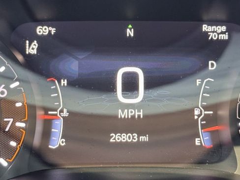 Used 2025 Jeep Compass Latitude image 16