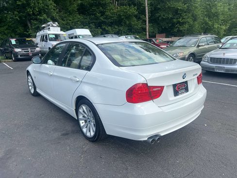 Used 2011 BMW 328i xDrive Sedan image 7