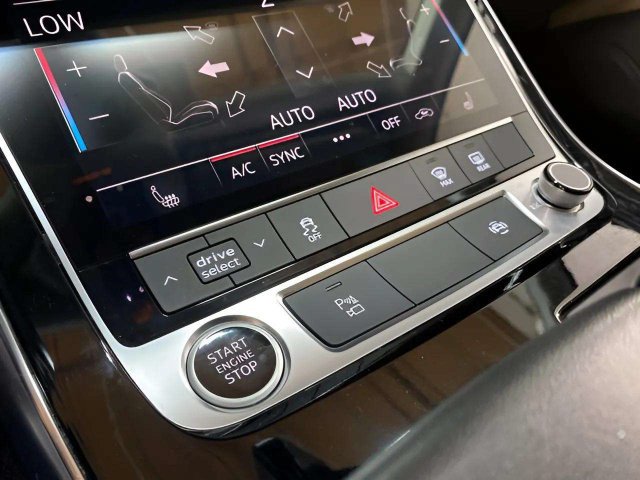 Used 2023 Audi Q7 2.0T Premium w/ Convenience Package AWD/4WD image 55