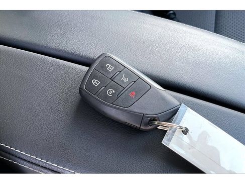 Used 2023 Buick Envision Preferred w/ Sport Touring Package AWD/4WD image 34