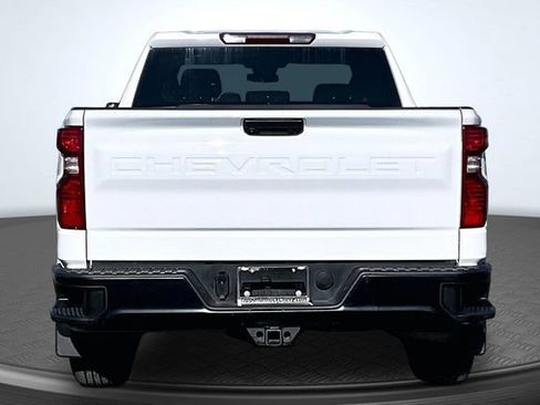 Used 2023 Chevrolet Silverado 1500 W/T w/ WT Value Package AWD/4WD image 5
