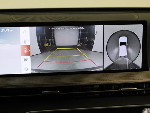 Used 2025 Genesis GV80 3.5T Prestige image 31