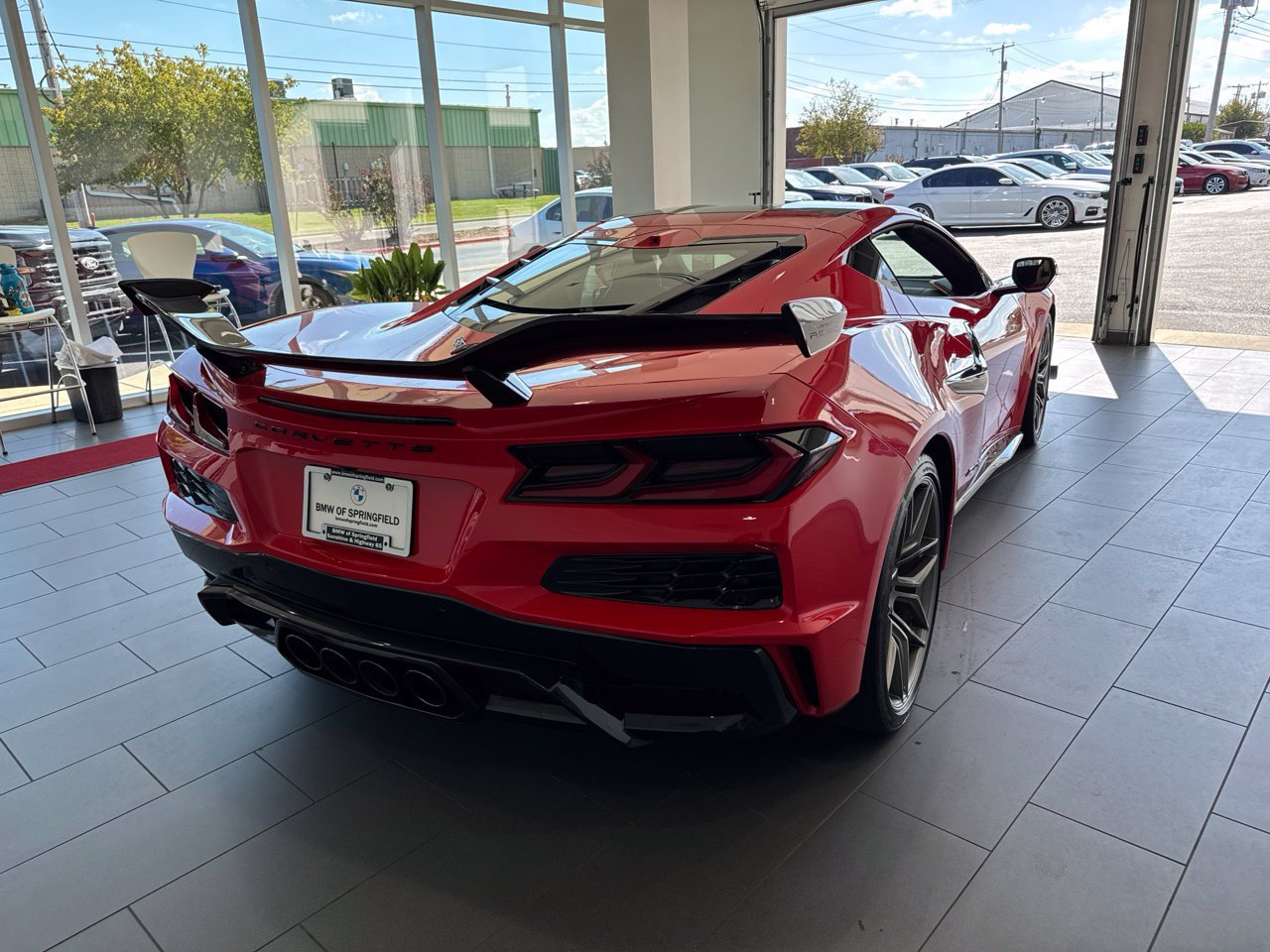 Used 2025 Chevrolet Corvette Z06 RWD image 7