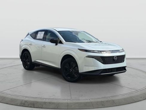 Certified 2025 Nissan Murano SV FWD image 1