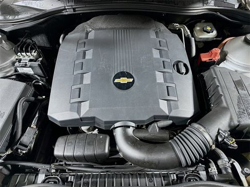 Used 2010 Chevrolet Camaro LS image 27