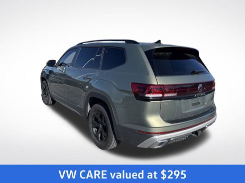 Certified 2025 Volkswagen Atlas Peak Edition SE image 3