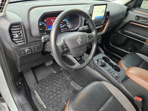 Used 2022 Ford Bronco Sport Outer Banks image 10