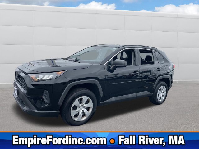 Used 2021 Toyota RAV4 LE AWD/4WD image 1