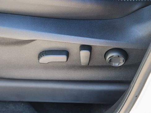 New 2025 Subaru Ascent Limited image 19