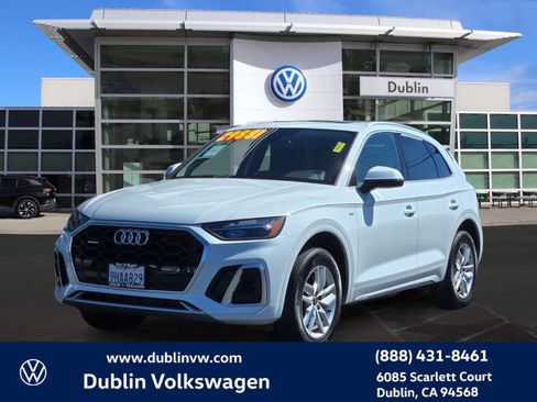 Used 2023 Audi Q5 2.0T Premium w/ Convenience Package image 8