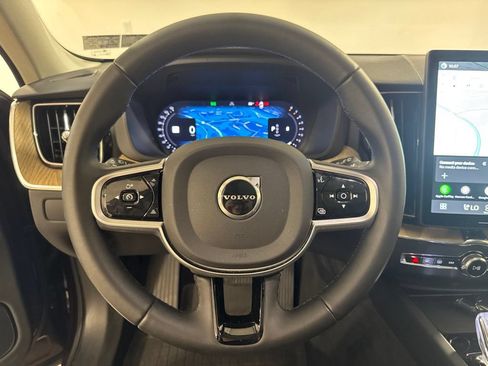 Used 2026 Volvo XC60 B5 Plus w/ Climate Package AWD/4WD image 11