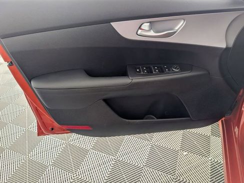Used 2024 Kia Forte LXS FWD image 10