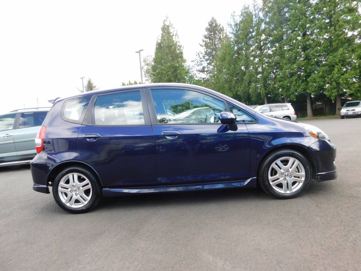 Used 2008 Honda Fit Sport image 18