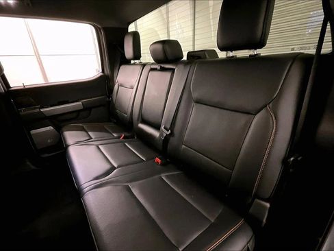 Used 2025 Ford F350 Lariat w/ Chrome Package image 25