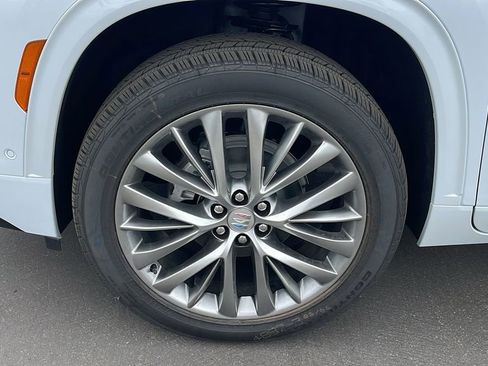 New 2026 Buick Enclave Avenir w/ Super Cruise Package image 9