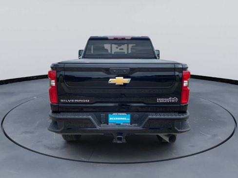 Used 2022 Chevrolet Silverado 2500 High Country AWD/4WD image 6