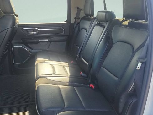 Used 2022 RAM 1500 Laramie AWD/4WD image 9