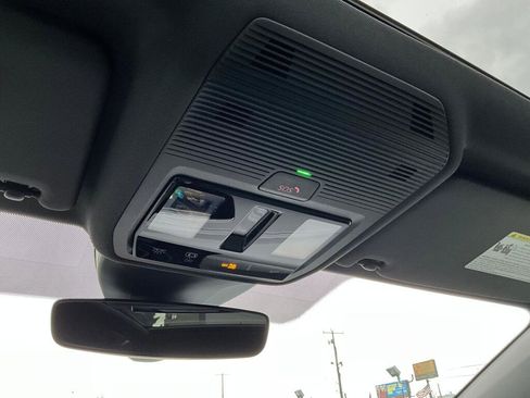 New 2026 Volkswagen ID.4 Pro S image 17