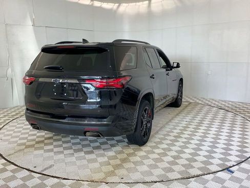 Certified 2023 Chevrolet Traverse Premier w/ Redline Edition AWD/4WD image 17