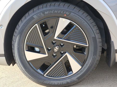 New 2026 Hyundai Ioniq 5 Limited image 7