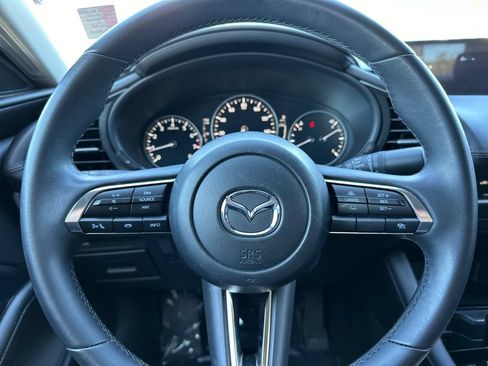 Certified 2025 MAZDA MAZDA3 s FWD image 27