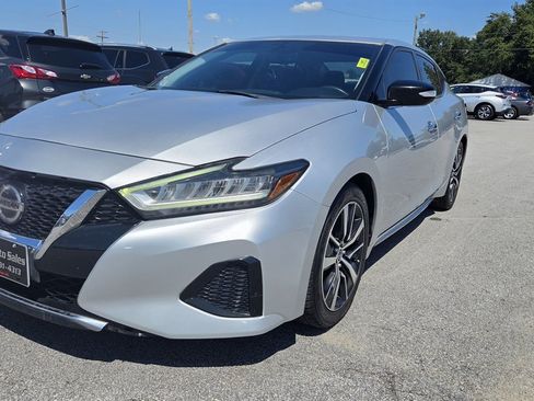 Used 2019 Nissan Maxima 3.5 SV w/ Floor Mat Group FWD image 1