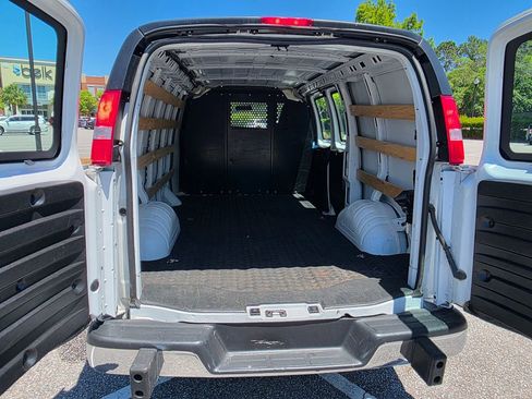 Certified 2024 GMC Savana 2500 w/ Driver Convenience Package RWD image 37