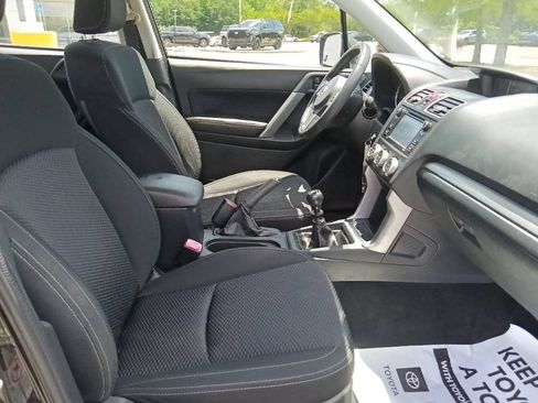 Used 2018 Subaru Forester 2.5i AWD/4WD image 31