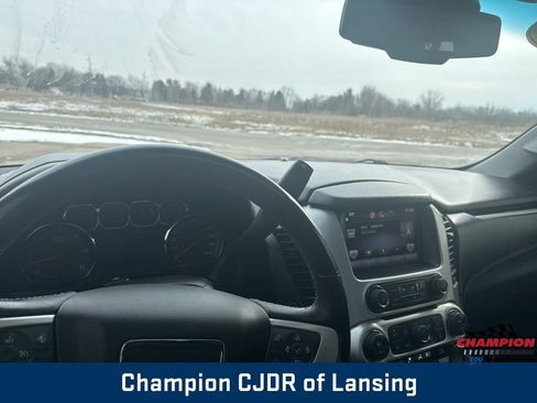 Used 2015 GMC Yukon XL SLT image 26