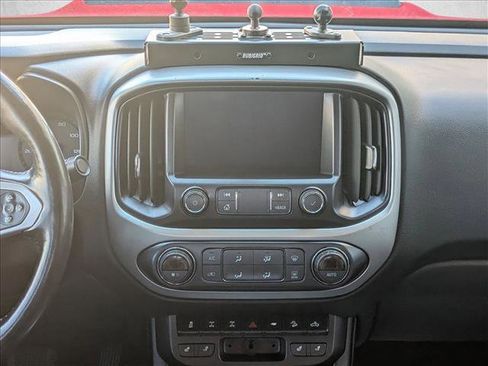 Used 2019 Chevrolet Colorado ZR2 w/ Colorado ZR2 Bison Edition image 15