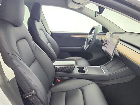 Used 2023 Tesla Model Y Long Range image 28