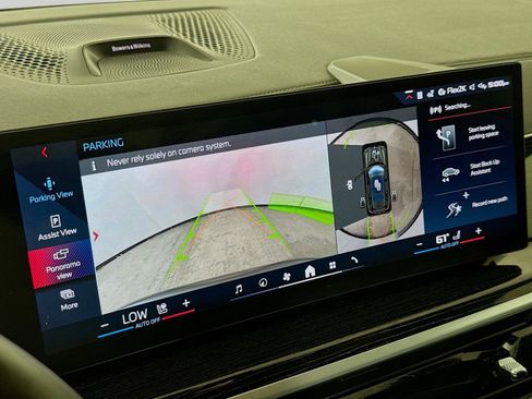 Used 2024 BMW X7 M60i w/ Executive Package AWD/4WD image 17