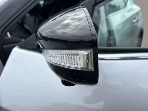 Used 2017 Nissan Maxima Platinum image 25