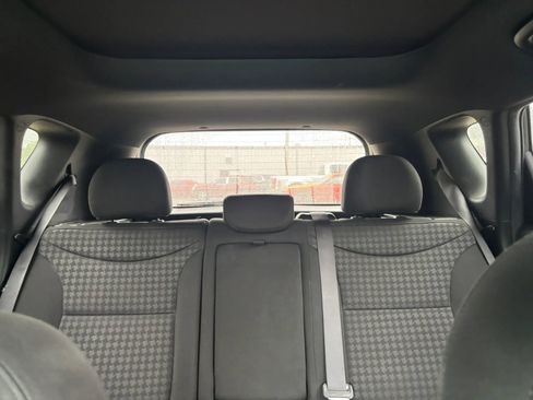 Used 2015 Kia Soul ! w/ Sun & Sound Package FWD image 16