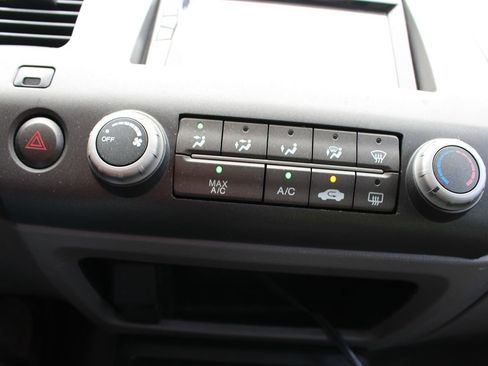 Used 2010 Honda Civic LX image 24